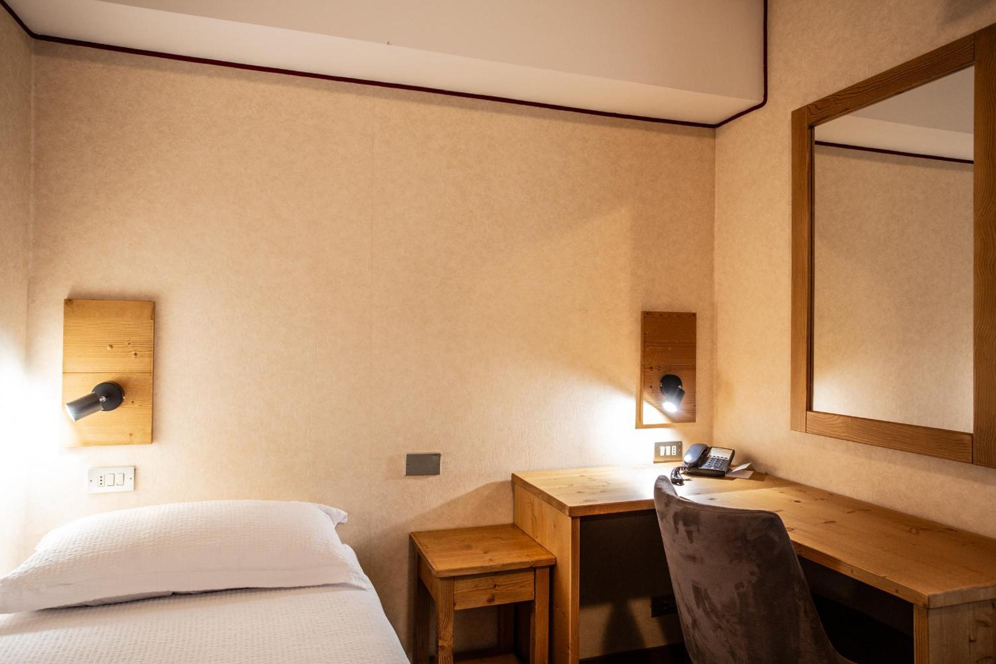 Hotel Bijou Valtournenche Zewnętrze zdjęcie