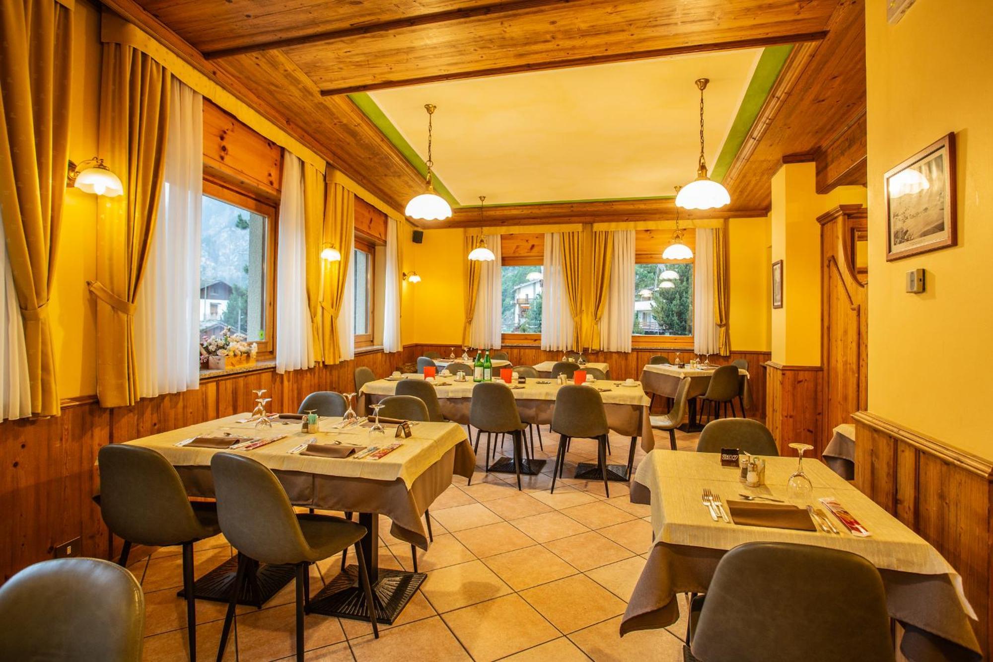 Hotel Bijou Valtournenche Zewnętrze zdjęcie