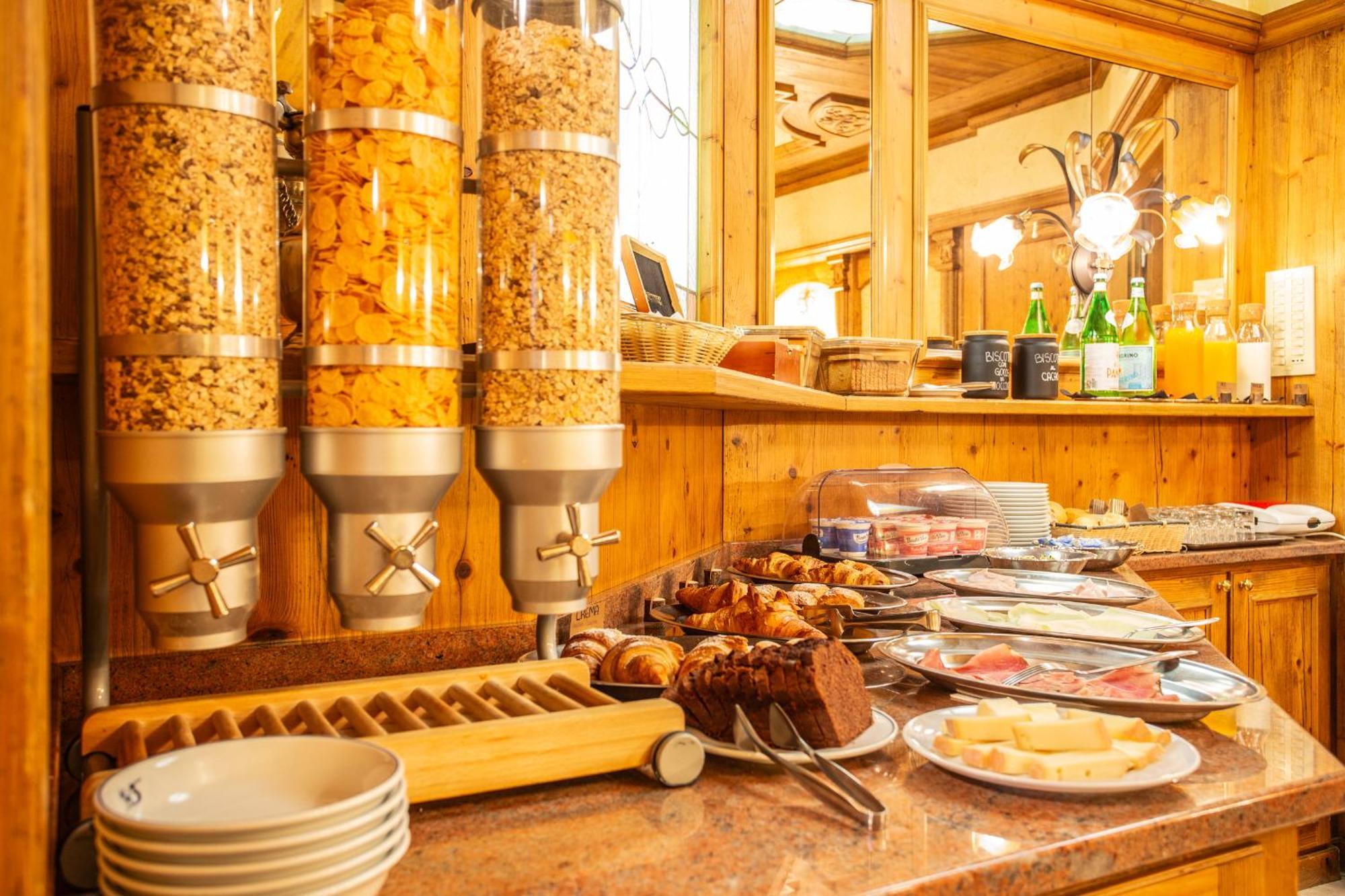 Hotel Bijou Valtournenche Zewnętrze zdjęcie